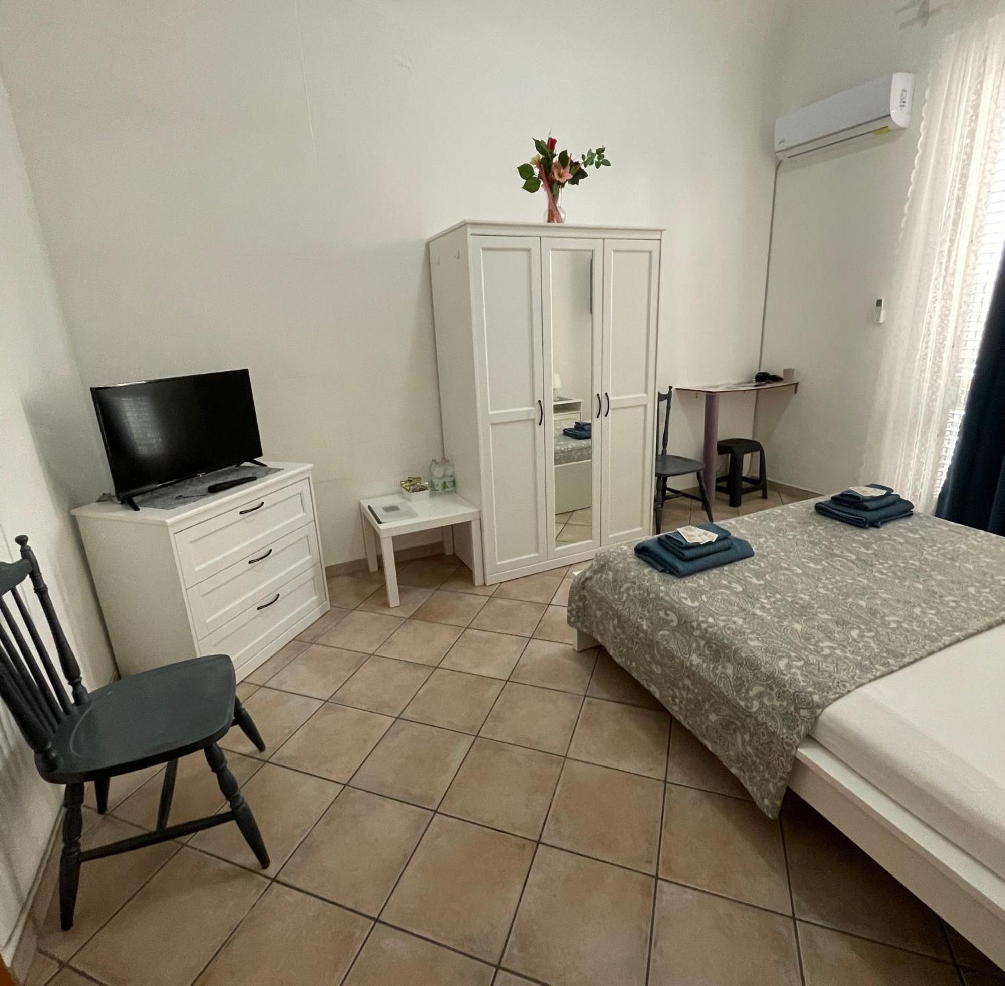 B&B La Norma คาตาเนีย ภายนอก รูปภาพ